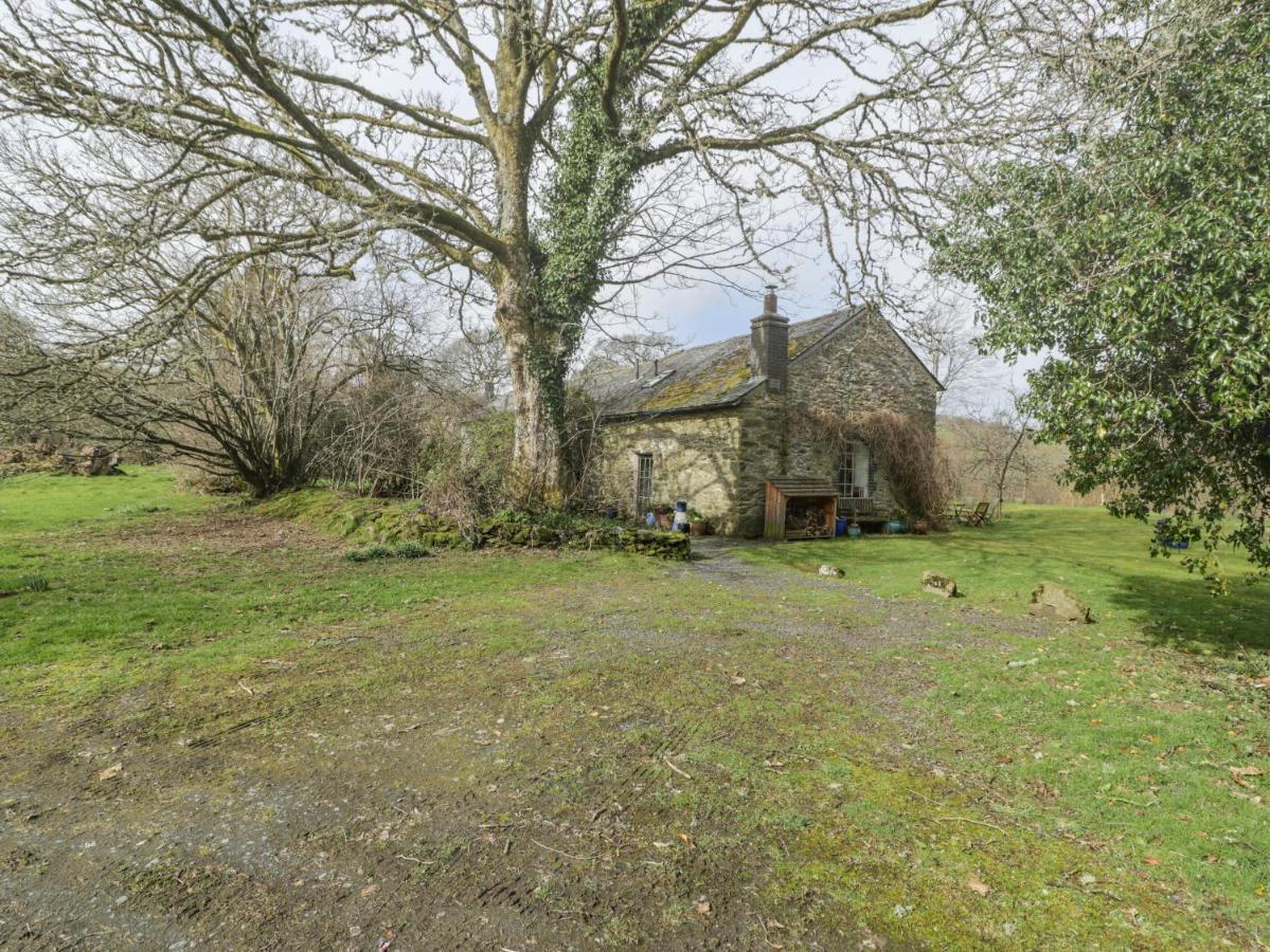 Beudy Dolpebyll Villa Llangadfan Exterior photo